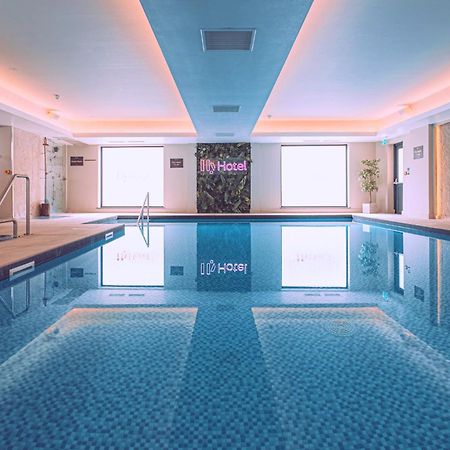 Aparthotel Hy Lytham St Anne'S Lytham St Annes Esterno foto The pool at the spa