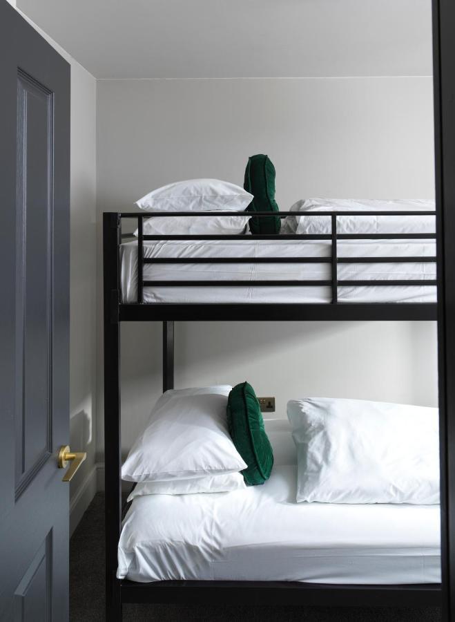 Aparthotel Hy Lytham St Anne'S Lytham St Annes Esterno foto A bunk bed